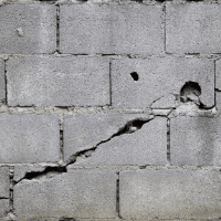 crack in retaining wall common problem in florida