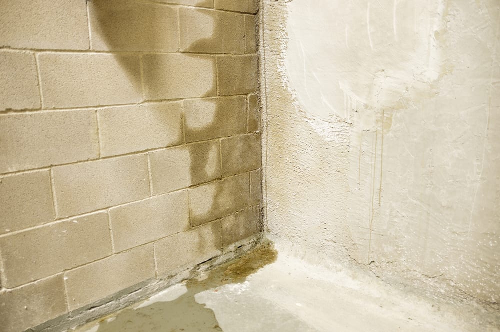 water seepage through concrete block wall